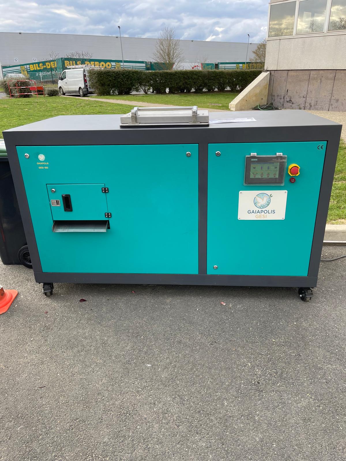 GESI-100 — vue de face avec panneau de contrôle