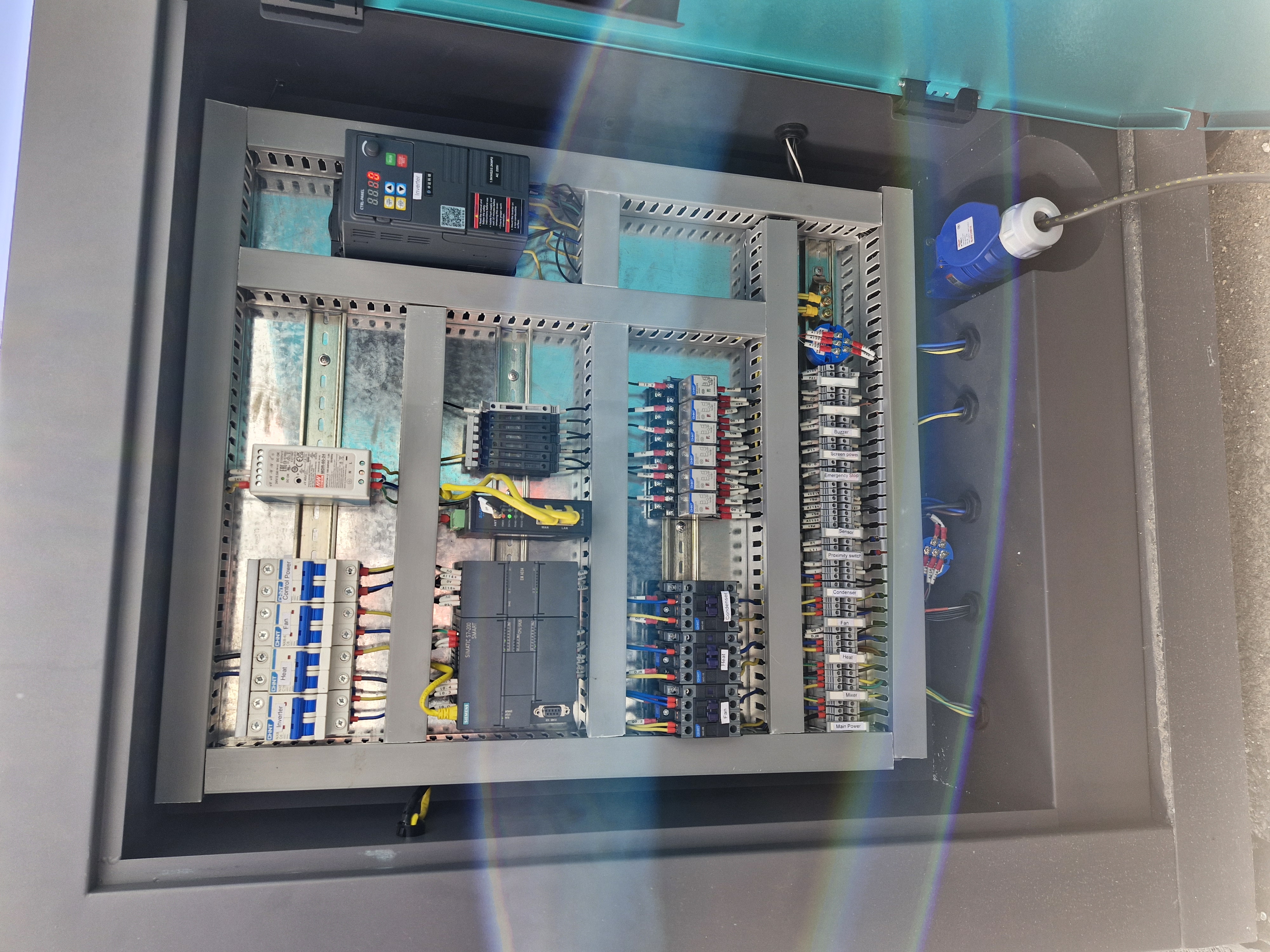 Armoire électrique aux normes industrielles