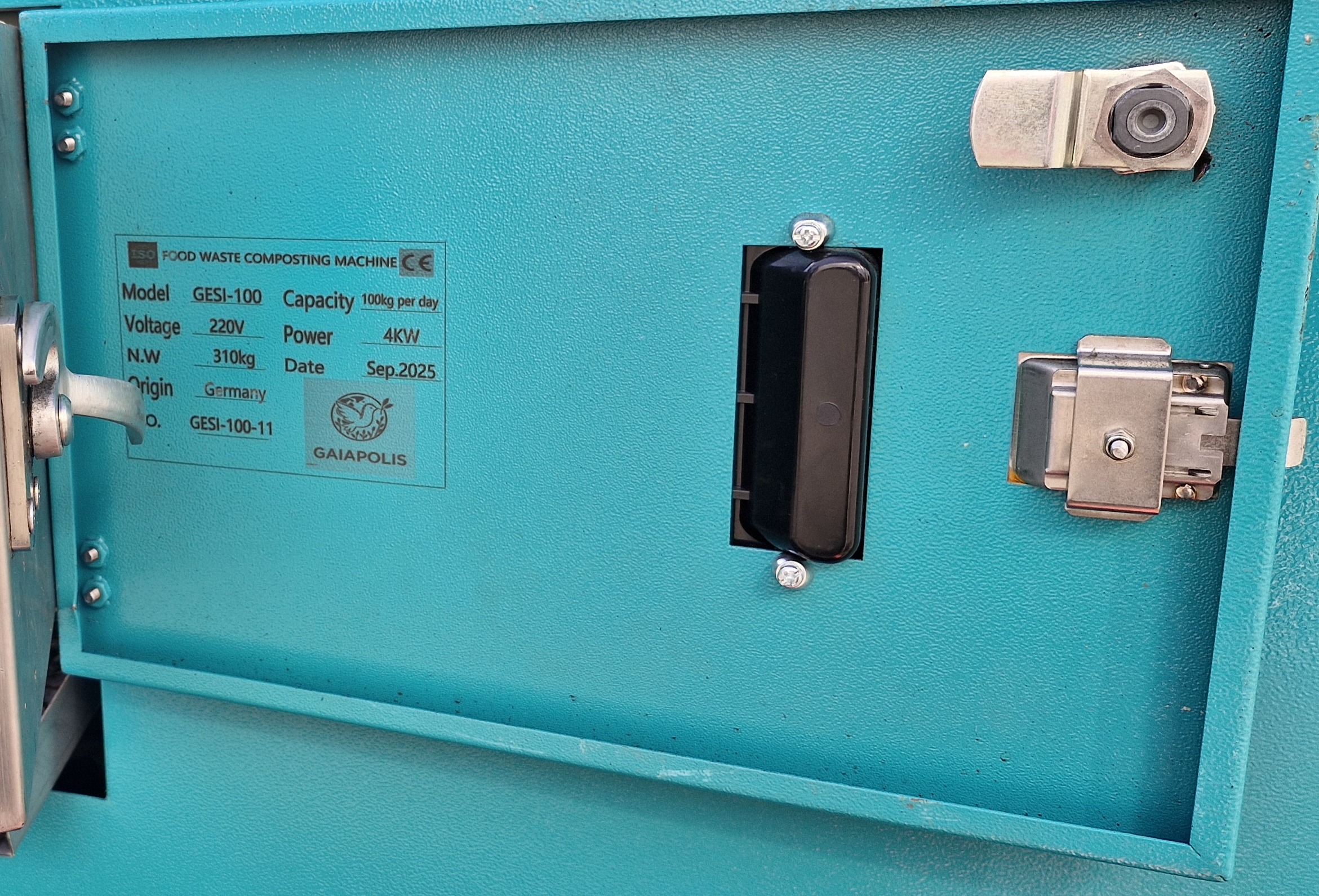 Plaque signalétique — GESI-100, 100 kg/jour, certifié CE