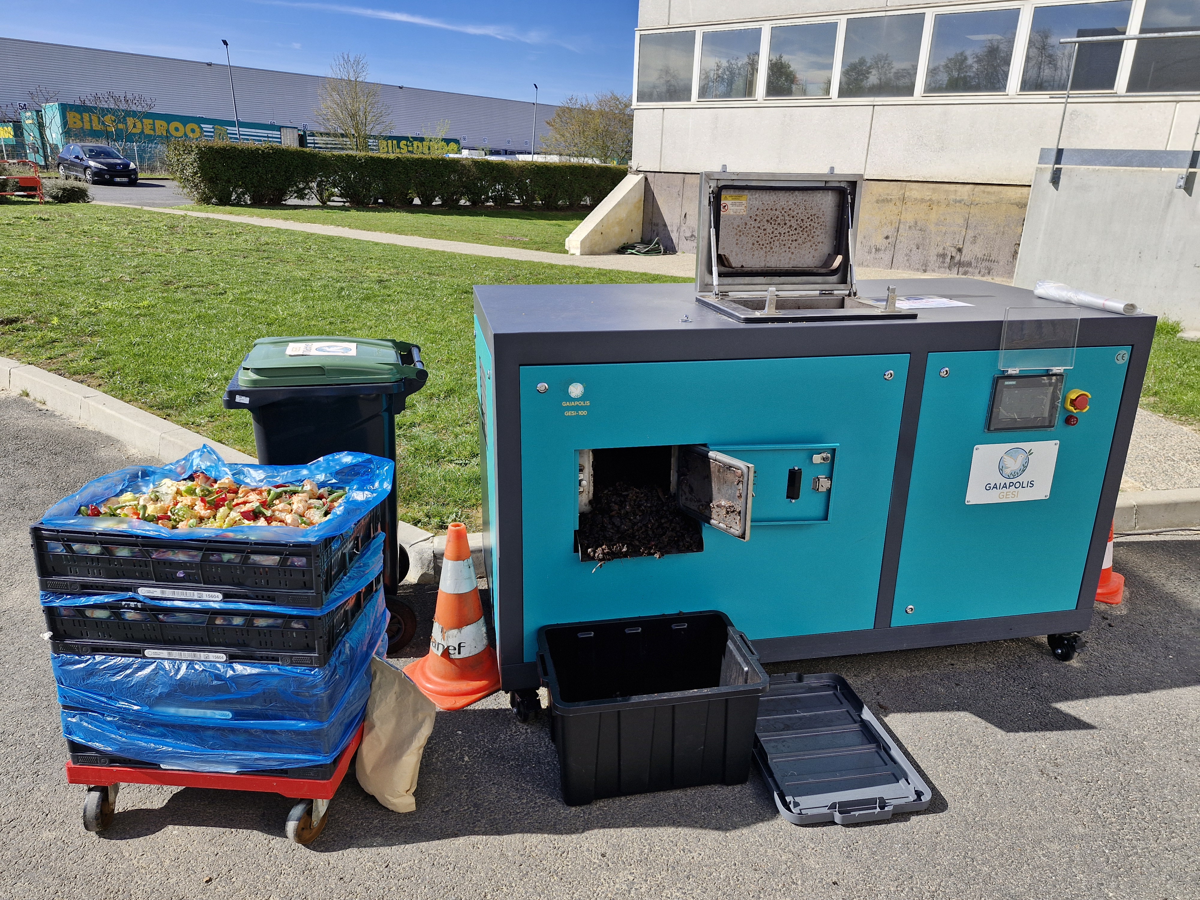 GESI-100 en conditions réelles, trappe ouverte